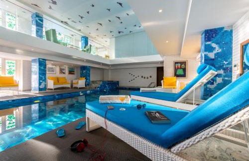 The Mall Road Hotel | Elegant Mosaic Hotel Mussoorie: Pool, Breakfast & More