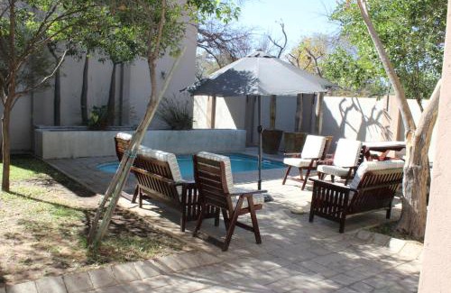 Lephalale House | Relax at Mosate Guest House with Oceanfront Views