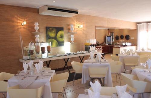 Polokwane House | Discover Mosate Lodge: Wheelchair Accessible Comfort