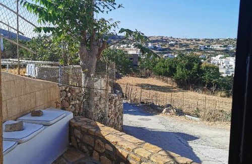 Lipsoi House | Scenic Moscha's View Studio - Pet Friendly & Ocean Views