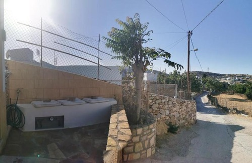 Lipsoi House | Scenic Moscha's View Studio - Pet Friendly & Ocean Views
