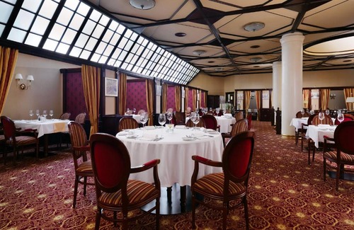 Tverskoy Hotel | Premier Moscow Marriott Grand Hotel with Pool and Hot Tub