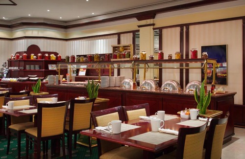Tverskoy Hotel | Premier Moscow Marriott Grand Hotel with Pool and Hot Tub