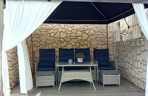Kluesserath Apartment | Perfectly Situated FeWo with Garden Access near Trier