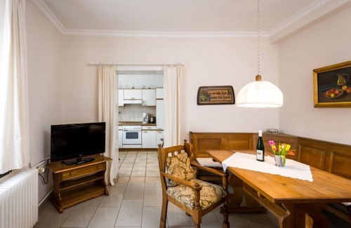 Traben-Trarbach House | Discover Moselhäuschen: Family-Friendly Retreat with Spa
