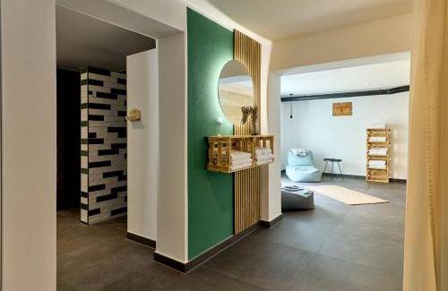 Wintrich Hotel | Relaxing Moselhotel Weinhaus Simon with Spa & Restaurant