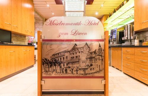 Ediger Hotel | Pet-Friendly Moselromantik-Hotel zum Löwen with Ocean Views