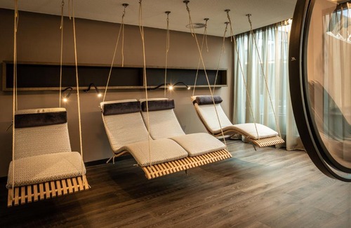Traben-Trarbach Hotel | Relax at Moselschlösschen Spa & Resort - Guest Rated 9/10