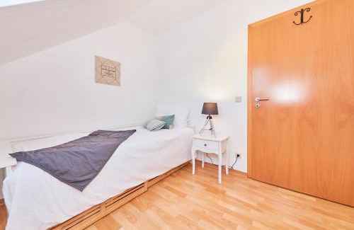 Andel Apartment | Family-Friendly Retreat at Moselschleife with Great Reviews