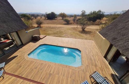 Leeupoort House | Family-Friendly Moshate Lodge Zebula with Pool & Kitchen