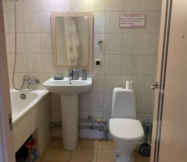 Kharkiv Apartment | Family-Friendly Stay at Moskovs'kyi Avenue 80/82