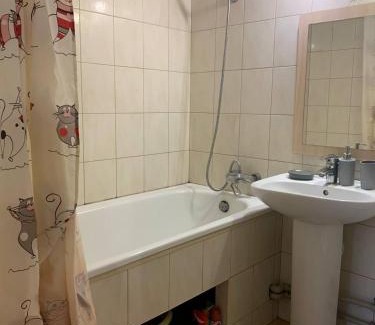 Kharkiv Apartment | Family-Friendly Stay at Moskovs'kyi Avenue 80/82
