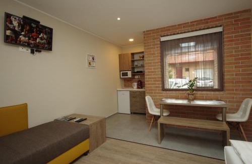Gyula Apartment | Top-Rated Family Stay at Mosoly Deluxe Apartman