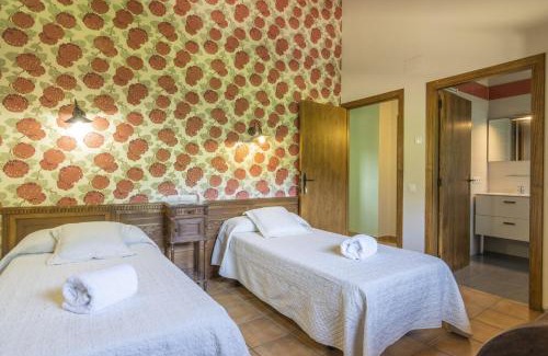 Les Iglesies Apartment | Pet-Friendly Retreat at Mossen Batista Tiller - 8/10 Rated