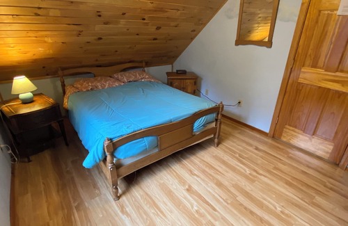Boothbay Cabin | Cozy Mossy Glen Lodge: Log Cabin by brook with hammock