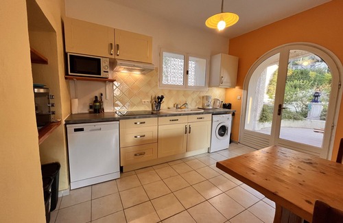 Le Pradet Apartment | Enchanting Garden Apartment Steps from the Sea