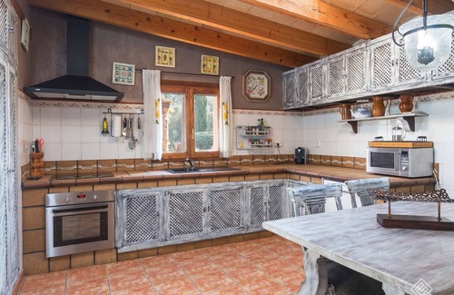 Sencelles Villa | Mostatxet - Villa with Pool and Garden in Scenic Sencelles