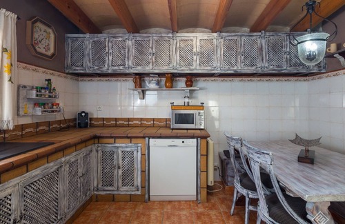 Sencelles Villa | Mostatxet - Villa with Pool and Garden in Scenic Sencelles