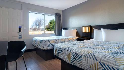 Pacific Hotel | Pet-Friendly Motel 6 in Arcata, CA Near Cal Poly Humboldt
