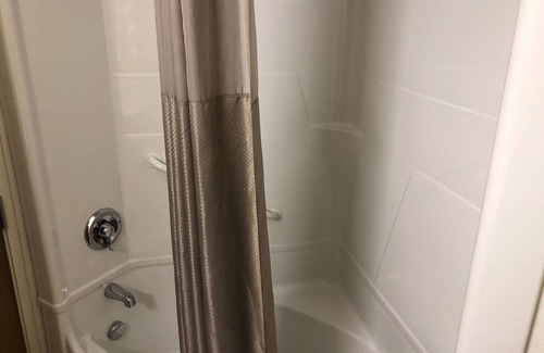 Avoca Hotel | Cozy Motel 6 Avoca, IA – Breakfast and Family Friendly