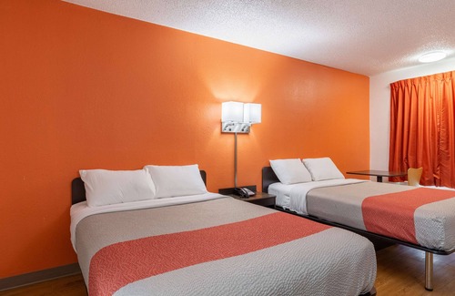 Bryan Hotel | Budget-Friendly Motel 6 Bryan, TX - Near University Area