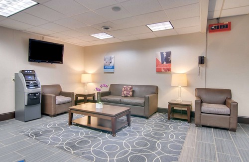 Clarion Hotel | Budget-Friendly Motel 6 Clarion, PA with Pool & Breakfast
