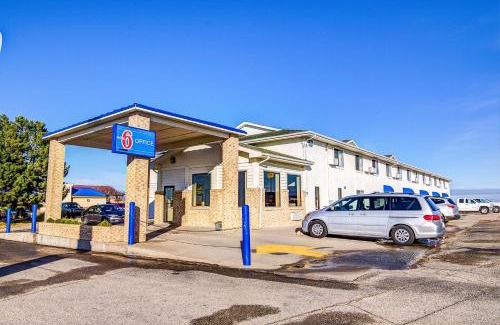 Colby Hotel | Pet-Friendly Motel 6 in Colby, KS - Budget-Savvy Stay