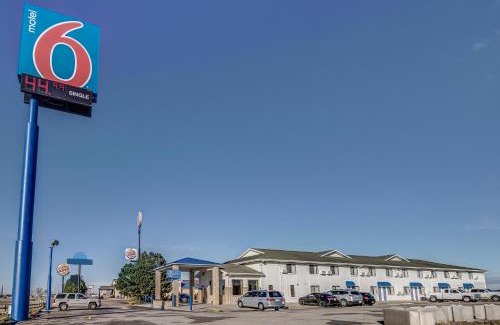 Colby Hotel | Pet-Friendly Motel 6 in Colby, KS - Budget-Savvy Stay