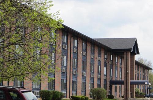 Elk Grove Village Hotel | Comfortable Motel 6 in Elk Grove Village, IL - Pet Friendly