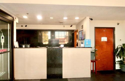 Elkhart Hotel | Pet-Friendly Motel 6 Elkhart: Ideal for Family Getaways