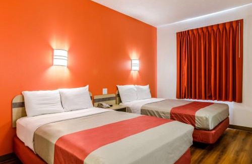 Kearney Hotel | Pet-Friendly Motel 6 in Kearney, NE - Family Friendly Stay
