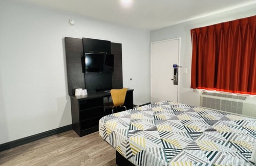 La Mesa Hotel | Convenient Motel 6 in La Mesa, CA - Perfect for Families