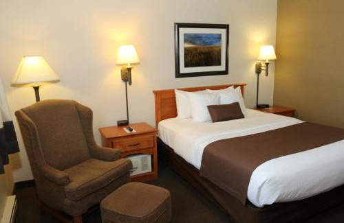 Minot Hotel | Budget-Friendly Motel 6 in Minot, ND with Pool & Pets