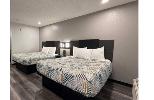 Palm Desert Hotel | Pet-Friendly Motel 6 in Palm Desert with Pool Access