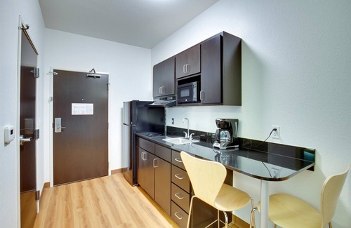 Poplar Bluff Hotel | Comfortable Motel 6 Poplar Bluff: Family-Friendly Stay