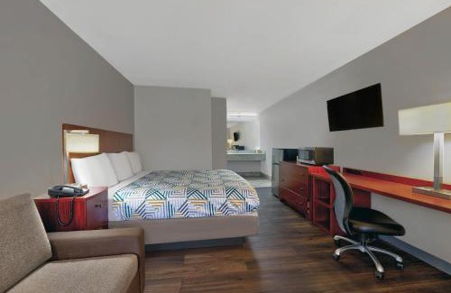 Scottsboro Hotel | Budget-Friendly Motel 6 Scottsboro, AL with Pool & Pets Welcome