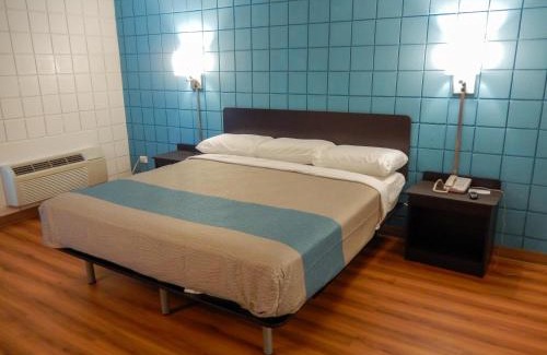 Somers Point Hotel | Budget-Friendly Motel 6 Near Ocean City and Wild Wood Beach