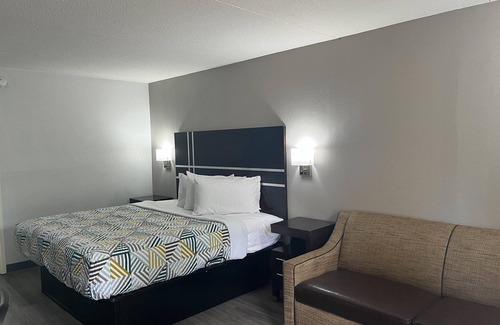 Spindale Hotel | Family-Friendly Comfort at Town and Country Inn Suites