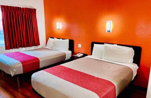 Springfield Hotel | Budget-Friendly Motel 6 in Springfield, IL with Great Amenities
