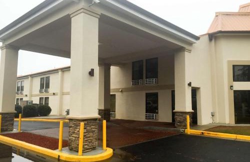 Suwanee Hotel | Pet-Friendly Comfort at Motel 6 Suwanee, GA - Gwinnett Center