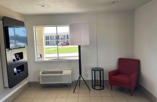 Wichita Falls Hotel | Budget-Friendly Motel 6 in Wichita Falls, TX - North