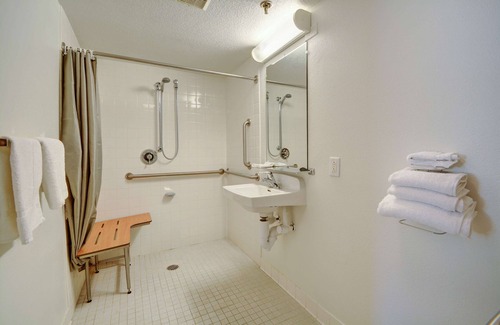 Windsor Locks Hotel | Budget-Friendly Stay at Motel 6 Windsor Locks, CT