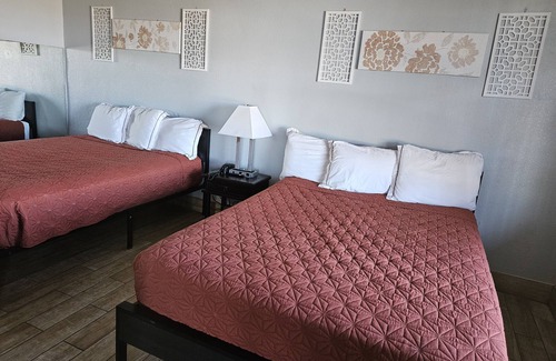 Bonanza Hotel | Cozy Motel 9: Rated 8/10 with Spa and Family Amenities