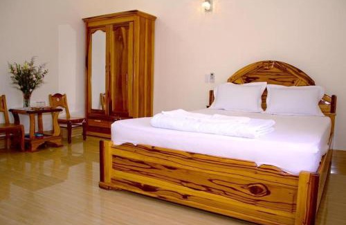 Binh Lap Hotel | Budget-Friendly Motel Cam Lập: Family & Pet Friendly Stay
