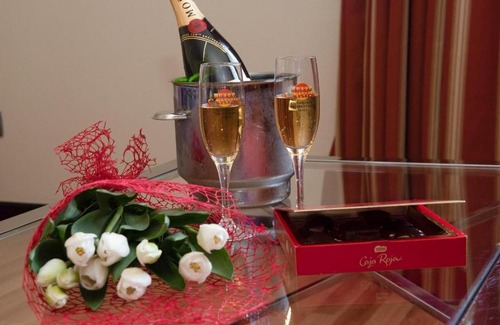 Vigo Hotel | Discover Comfort at Motel Caribe - Guest Rated 7.8/10