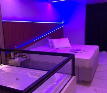 Sao Paulo Hotel | Budget-Friendly Stay at Motel Disco Verde with Breakfast