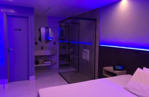 Sao Paulo Hotel | Cozy Stay at Motel Disco Verde with Complimentary Breakfast