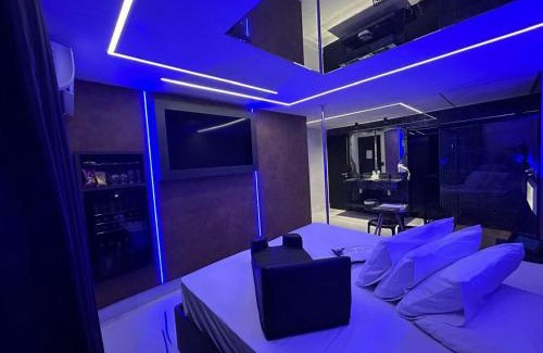 Sao Paulo Hotel | Discover Motel Disco Verde Congonhas with Hot Tub Access