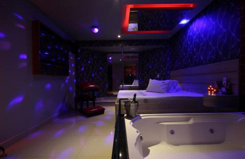 Limeira Hotel | Discover Motel Deslize Limeira: Breakfast & Hot Tub Awaits