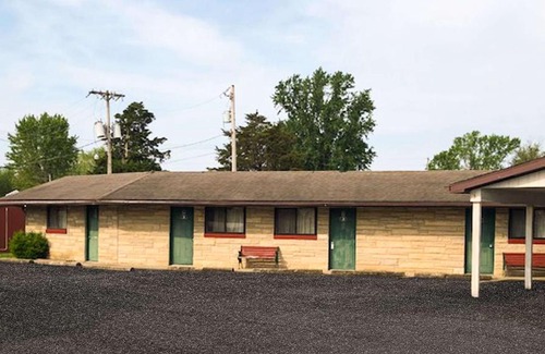 Rockville Hotel | Pet Friendly Motel Forrest in Rockville: Ideal for Families